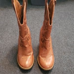 Mossimo cowgirl boots